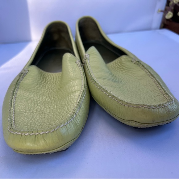 Cole Haan green leather moc toe driving loafer size 9. Casual slip on shoes. - Picture 8 of 10